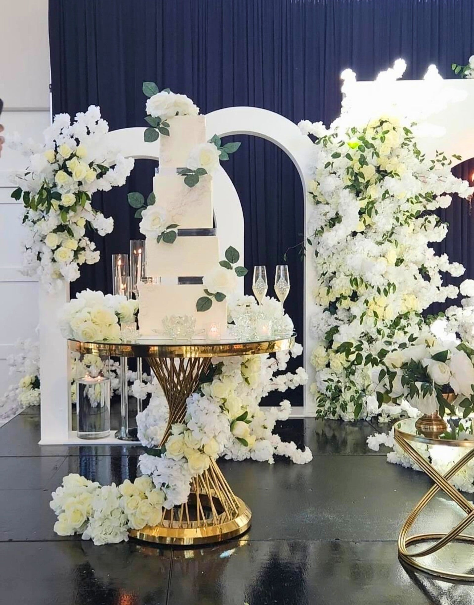 15mm Square Ultra Polished Clear Acrylic Cake Spacers - Prop Options