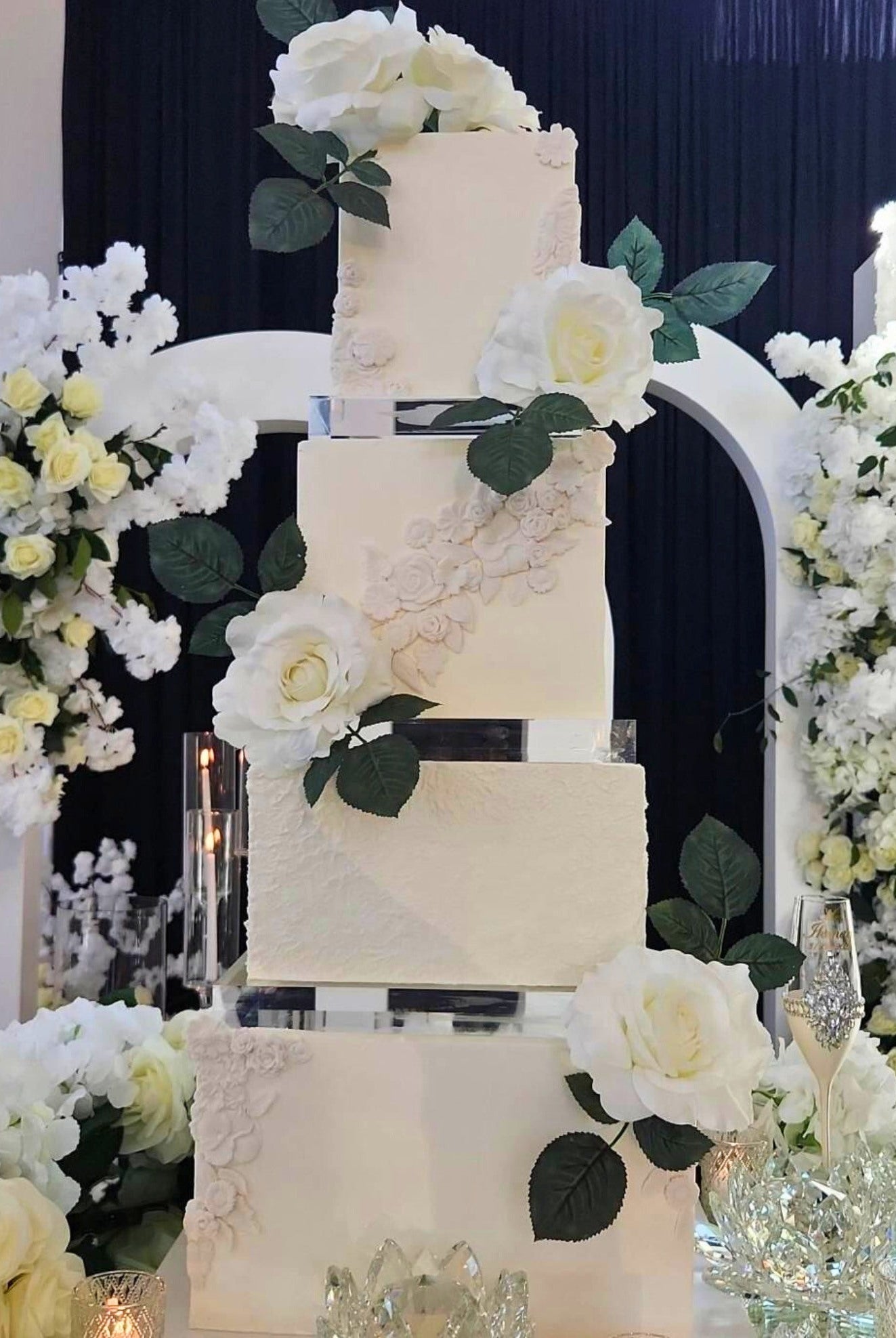 15mm Square Ultra Polished Clear Acrylic Cake Spacers - Prop Options