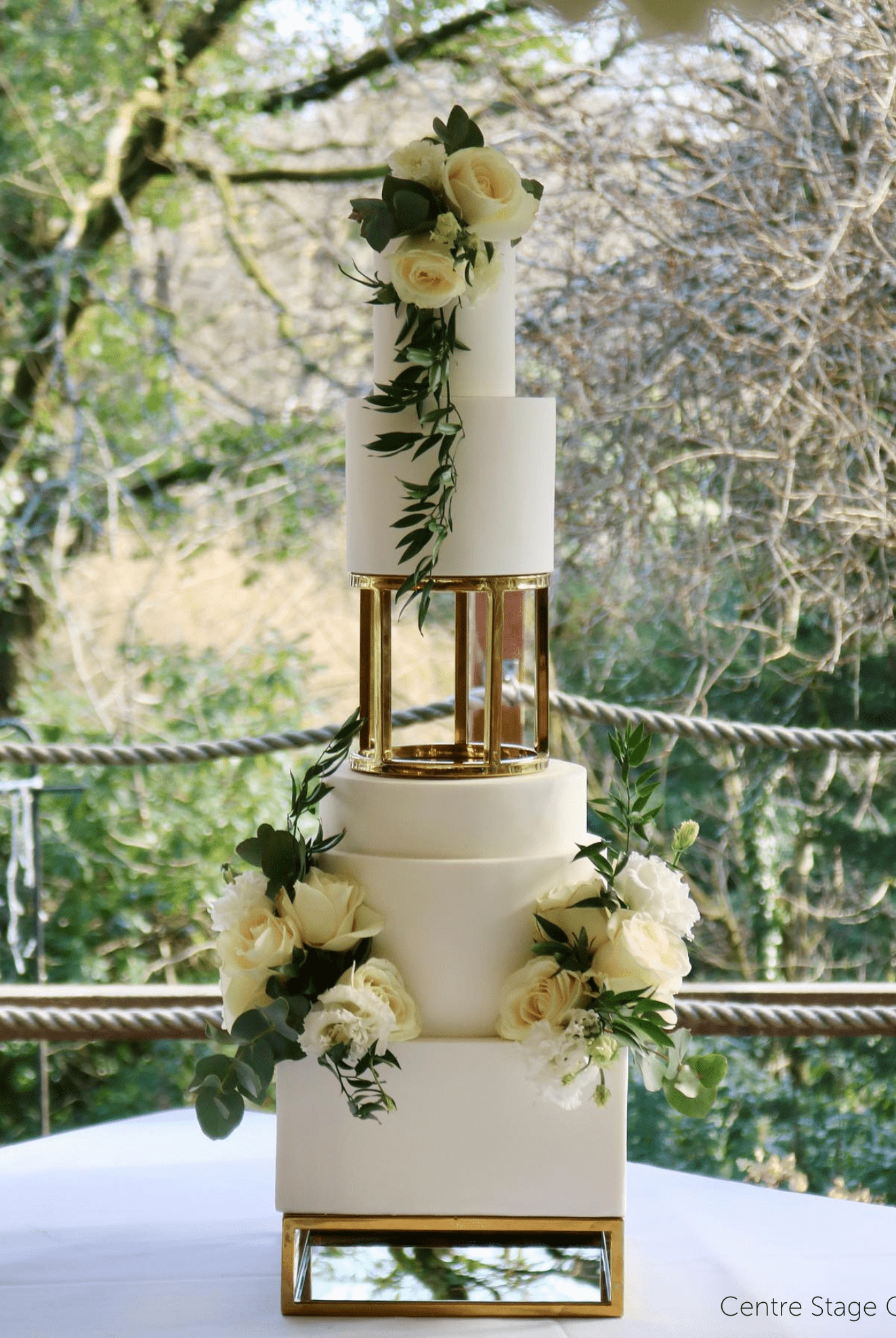 6" Round Metallic Cake Separator - Prop Options