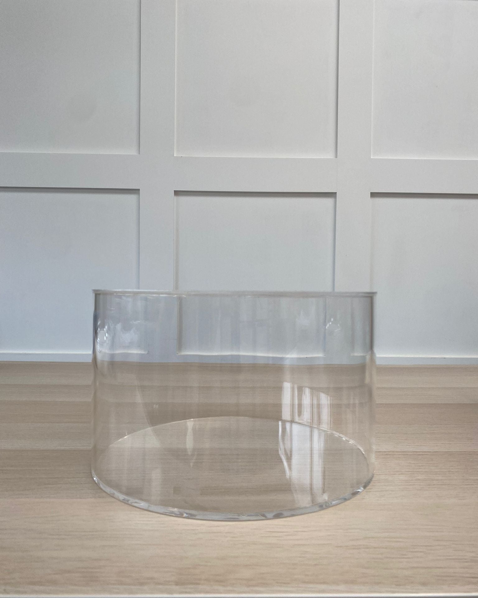 Outlet 9" x 4" Round Acrylic Fillable Clear Tier Separator - Imperfect - Prop Options