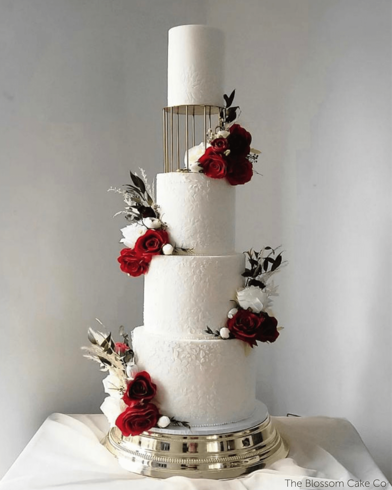 Gold Birdcage Cake Separator - Prop Options