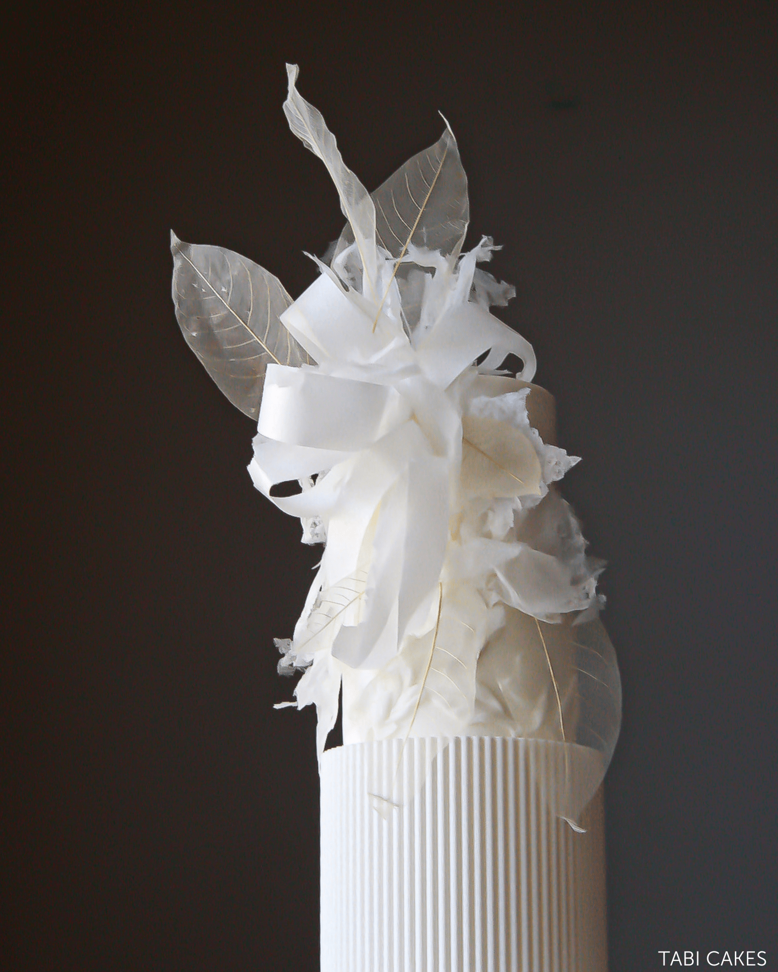 Round Reeded Cake Separator - Prop Options