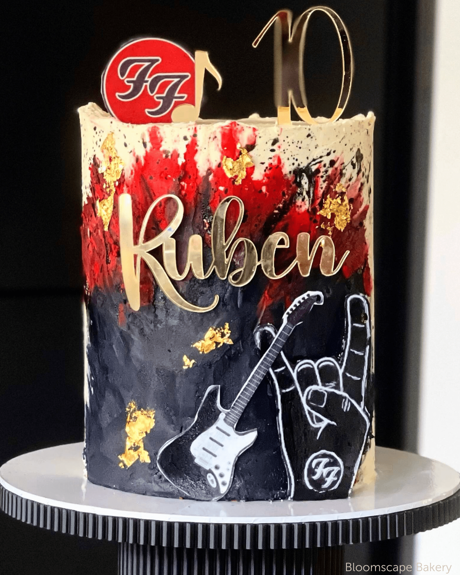 Round Reeded Cake Stand - Prop Options