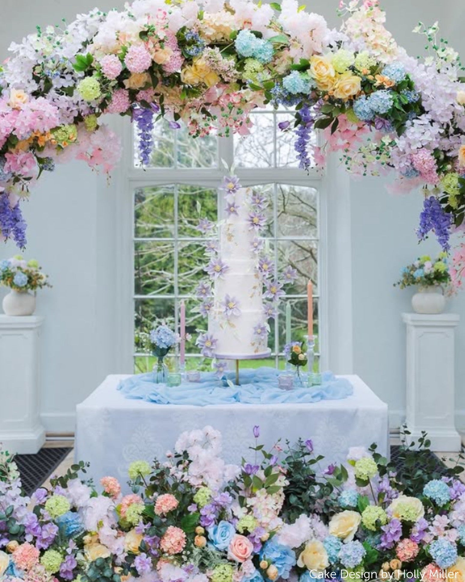 Special Edition 12" Gold Stiletto Cake Pedestal - Prop Options