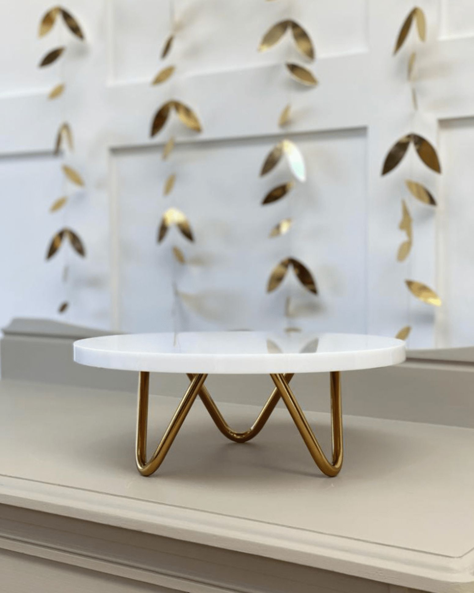 The Pinnacle Acrylic Hairpin Cake Stand - Prop Options