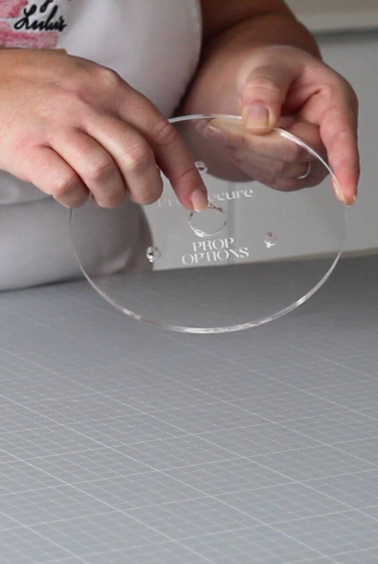 The Round Cake Compass: Round Cake Boards and Plates - Prop Options