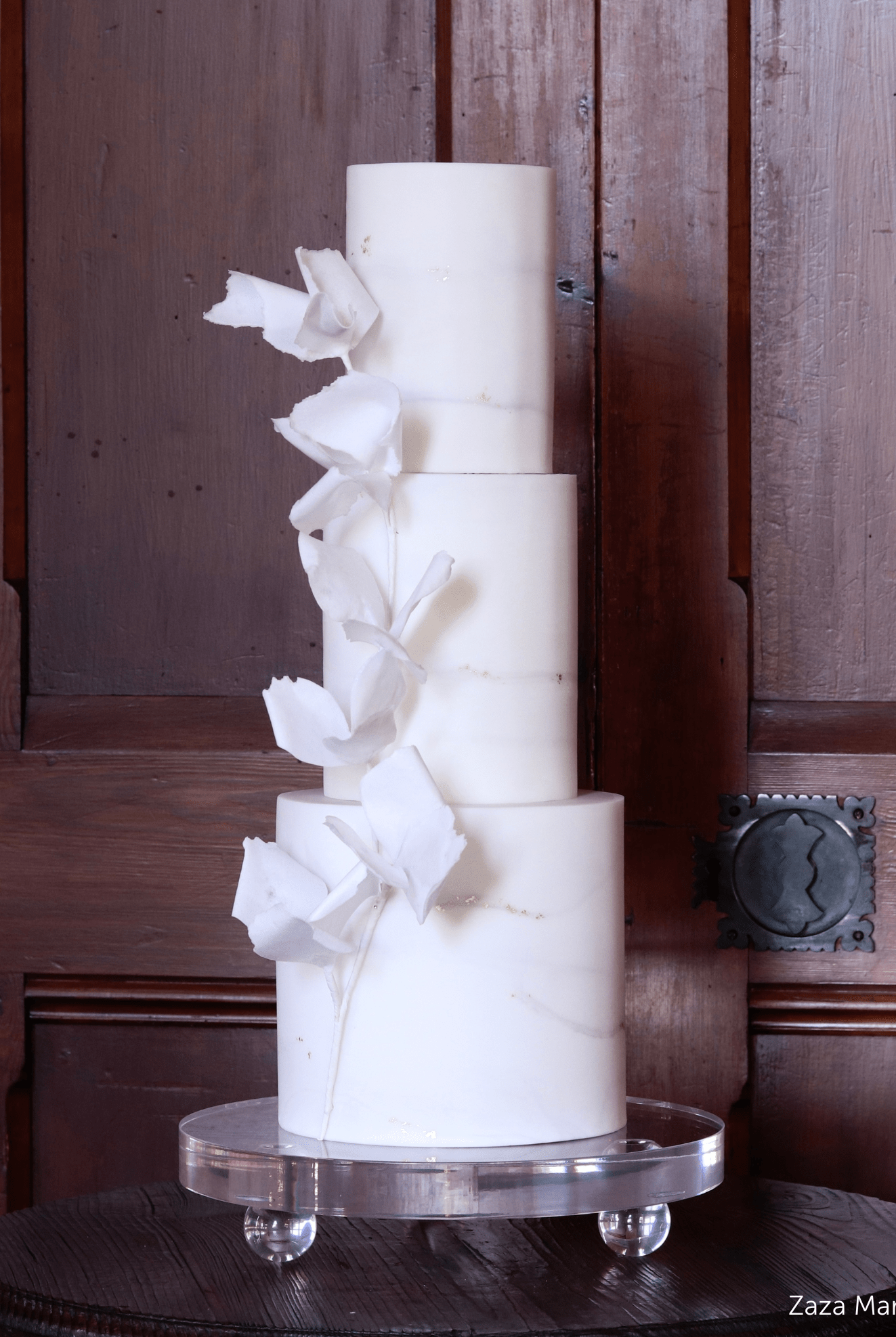 The Stage - Acrylic Footed Cake Stand - Prop Options