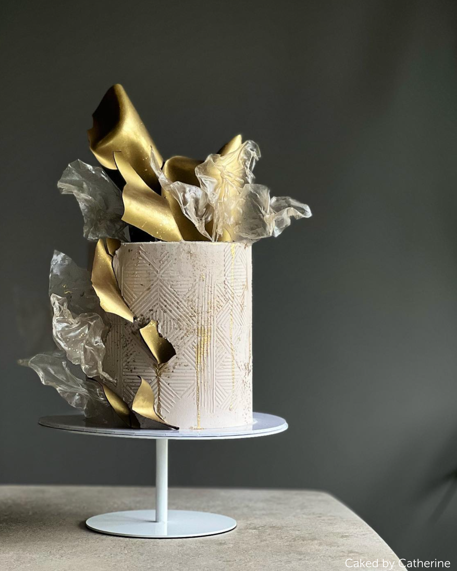 The Stiletto - Premium Pedestal Cake Stand - Prop Options