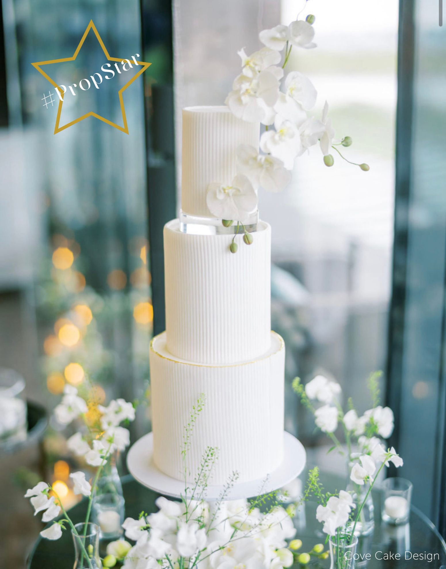 Champagne Glass Pillars — Round Wedding Cakes | Champagne wedding cakes,  Traditional wedding cakes, Round wedding cakes