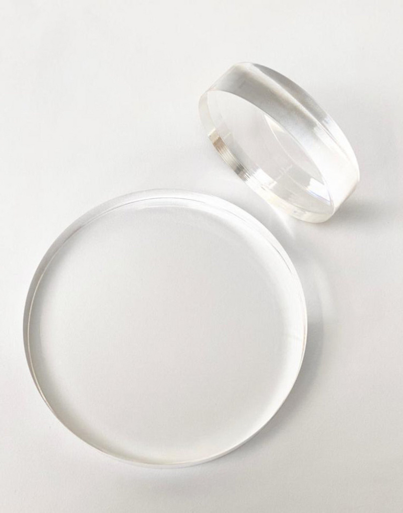 30mm Round Acrylic Cake Separator contrasted against a 15mm Round Acrylic Cake Separator - Prop Options