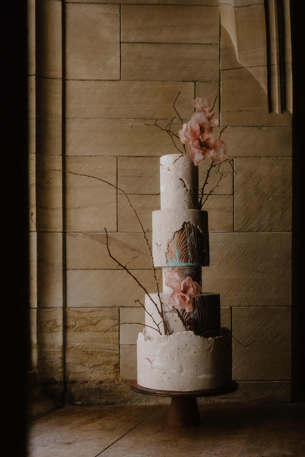 Shop The Look - Stone-effect wedding cake by Wilde Cake Studio on a dark Scandinavian Birch Cone cake stand - Prop Options
