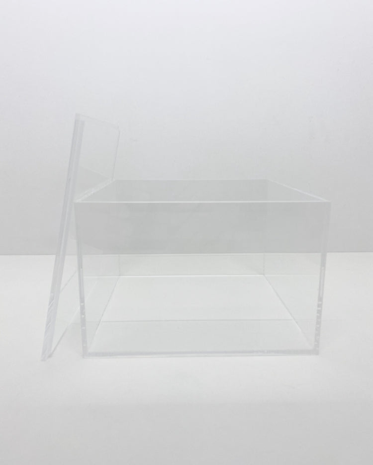 Prop Options square acrylic box tier with lid off